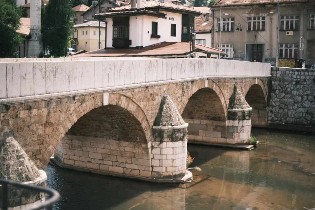 stone bridge